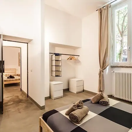 Temporary House - Sant'agostino Milaan