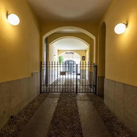 Temporary House - Sant'agostino * Milaan