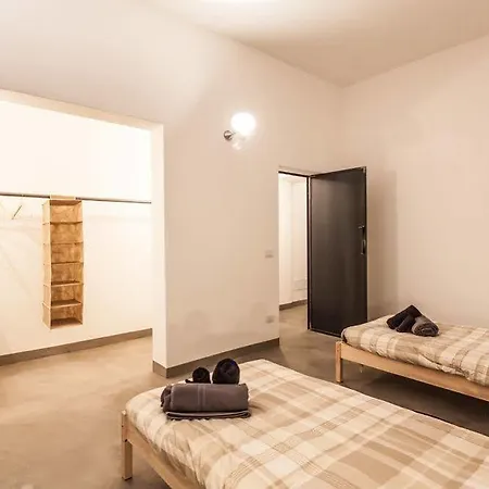 Temporary House - Sant'agostino * Milaan
